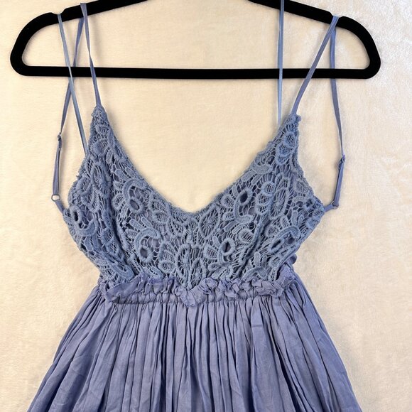 Fashion Nova Ancient Rome Maxi Dress Blue Lace Crotchet Boho Flowy Size S NWT - Picture 7 of 11